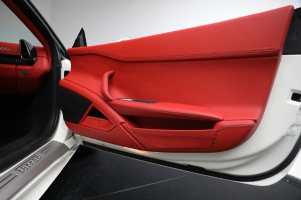 Used 2012 Ferrari 458 Italia for sale Sold at Bentley Greenwich in Greenwich CT 06830 19
