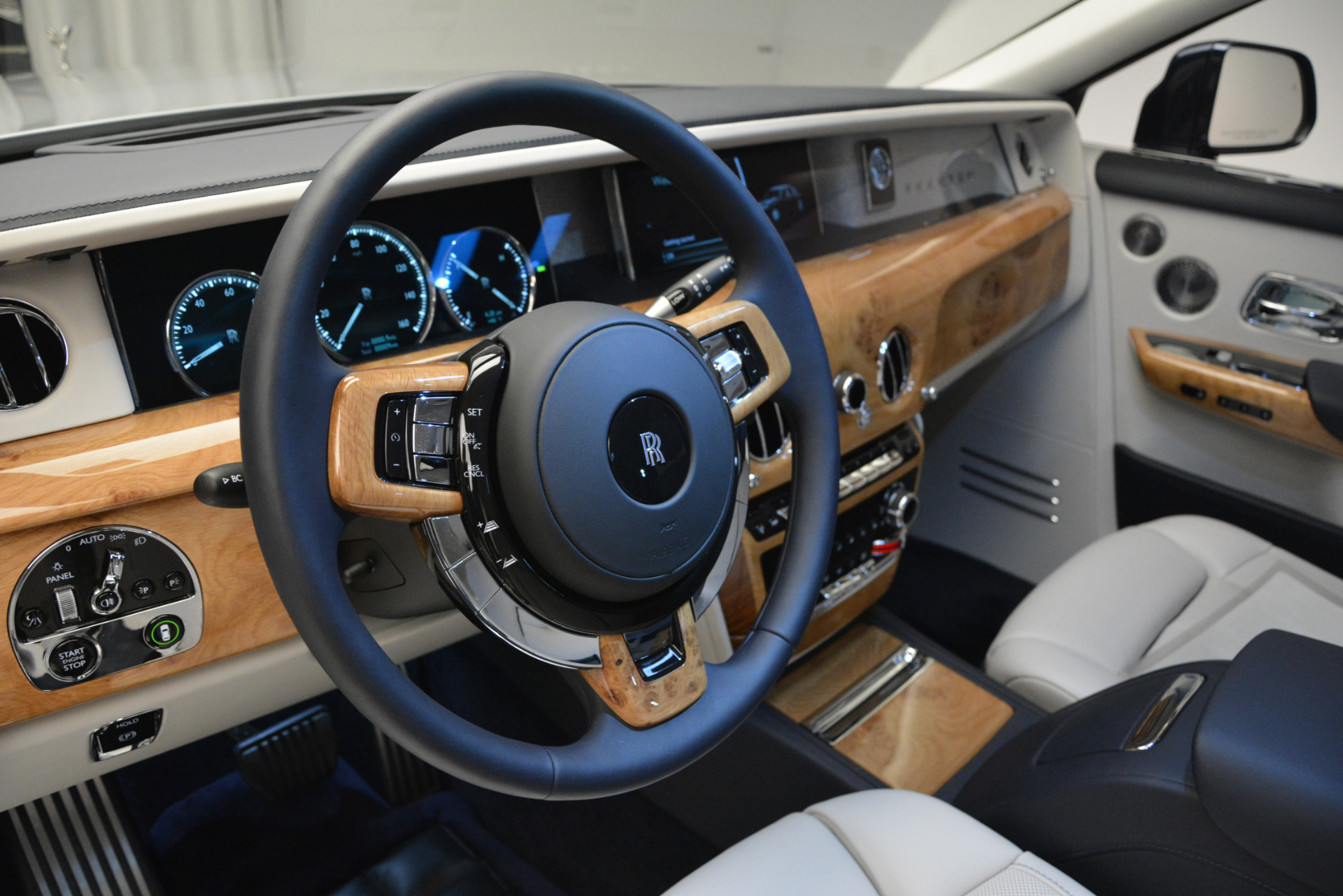 New 19 Rolls Royce Phantom For Sale Special Pricing Bentley Greenwich Stock R4