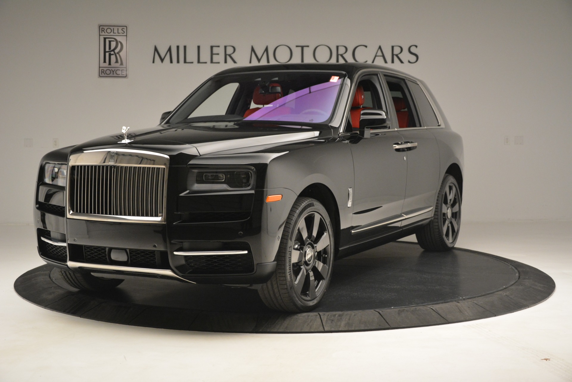 New 2019 Rolls-Royce Cullinan for sale Sold at Bentley Greenwich in Greenwich CT 06830 1