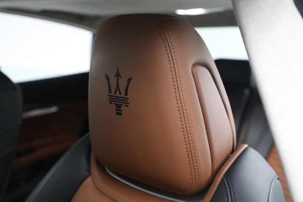 Used 2019 Maserati Quattroporte S Q4 GranLusso Edizione Nobile for sale Sold at Bentley Greenwich in Greenwich CT 06830 26