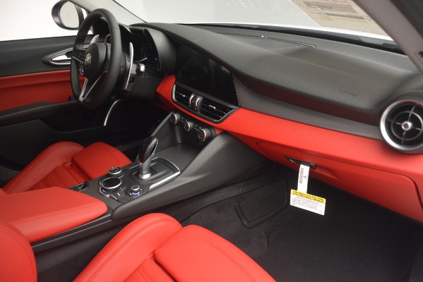 New 2019 Alfa Romeo Giulia Ti Sport Q4 for sale Sold at Bentley Greenwich in Greenwich CT 06830 22