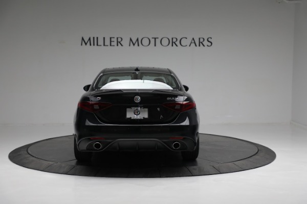 New 2019 Alfa Romeo Giulia Ti Sport Q4 for sale Sold at Bentley Greenwich in Greenwich CT 06830 8