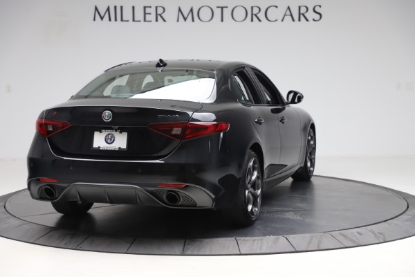 Used 2019 Alfa Romeo Giulia Sport Q4 for sale Sold at Bentley Greenwich in Greenwich CT 06830 7