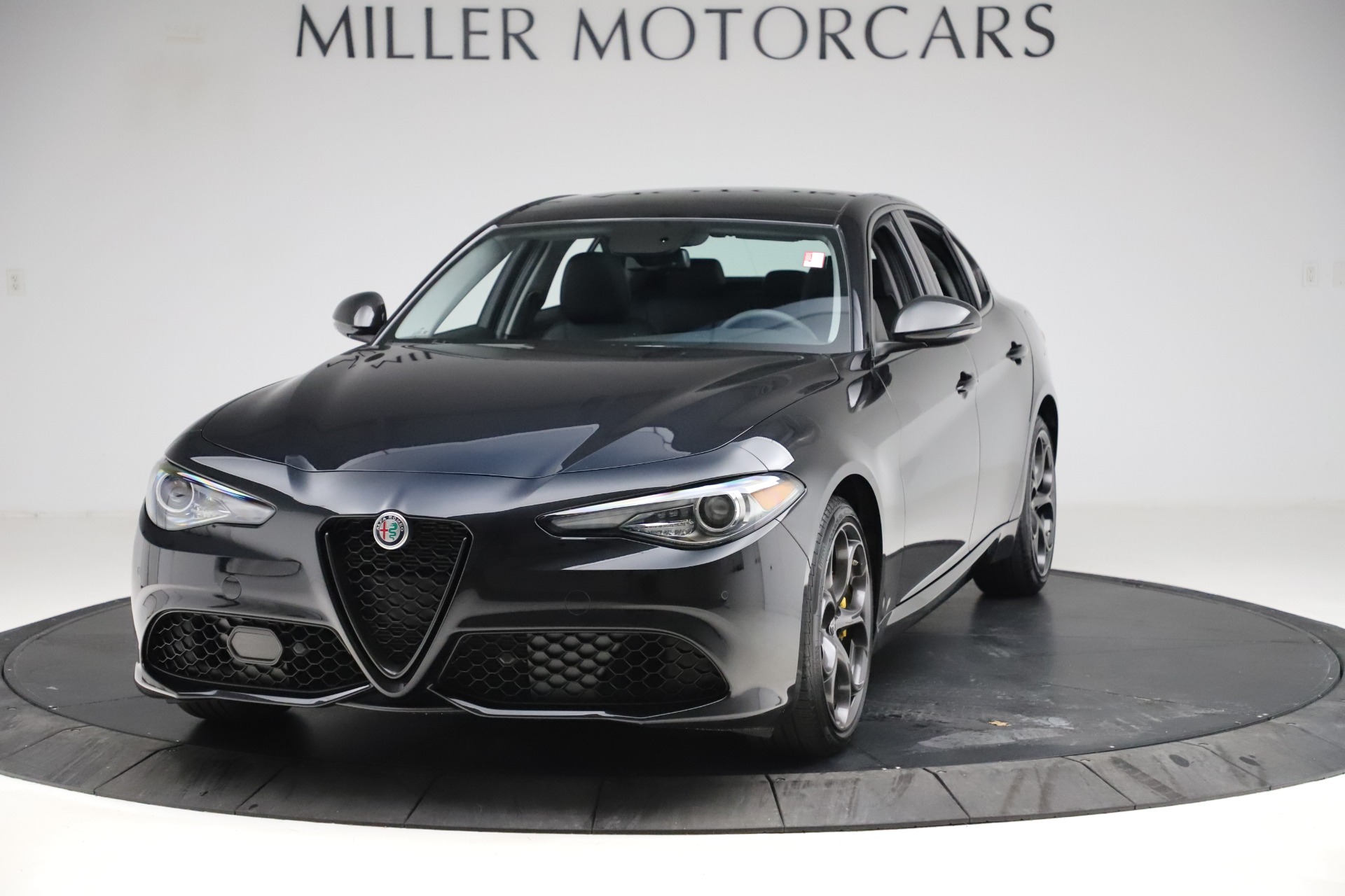 Used 2019 Alfa Romeo Giulia Sport Q4 for sale Sold at Bentley Greenwich in Greenwich CT 06830 1