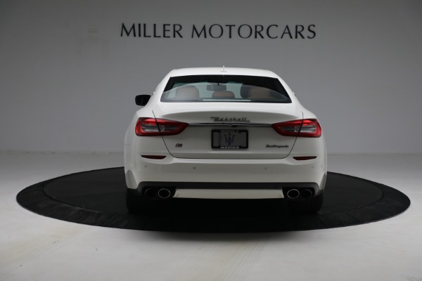 Used 2015 Maserati Quattroporte S Q4 for sale Sold at Bentley Greenwich in Greenwich CT 06830 6