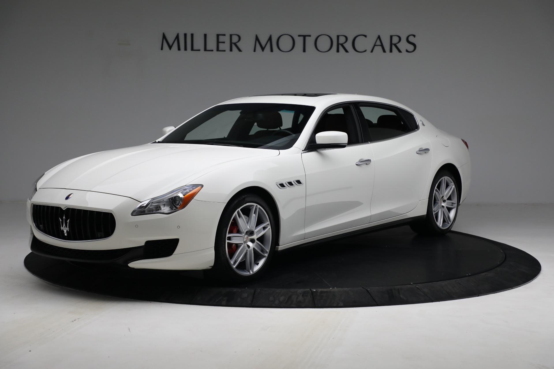 Used 2015 Maserati Quattroporte S Q4 for sale Sold at Bentley Greenwich in Greenwich CT 06830 1