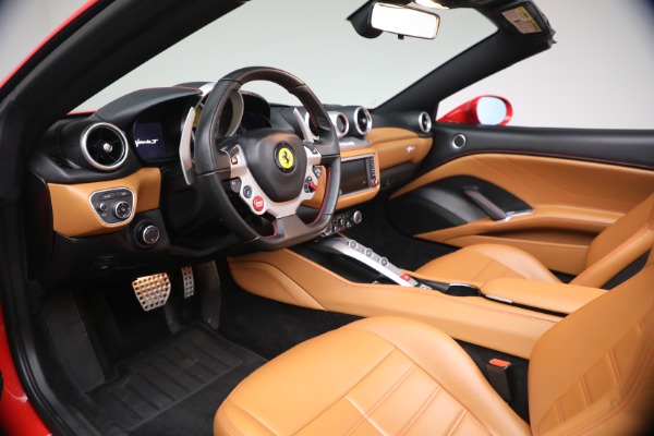 Used 2016 Ferrari California T Handling Speciale for sale Call for price at Bentley Greenwich in Greenwich CT 06830 13