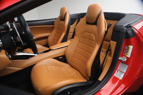 Used 2016 Ferrari California T Handling Speciale for sale Call for price at Bentley Greenwich in Greenwich CT 06830 14