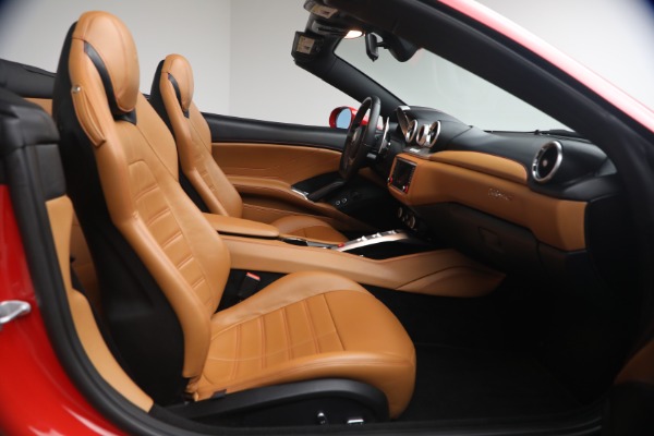 Used 2016 Ferrari California T Handling Speciale for sale Call for price at Bentley Greenwich in Greenwich CT 06830 19