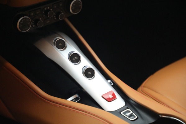 Used 2016 Ferrari California T Handling Speciale for sale Call for price at Bentley Greenwich in Greenwich CT 06830 25