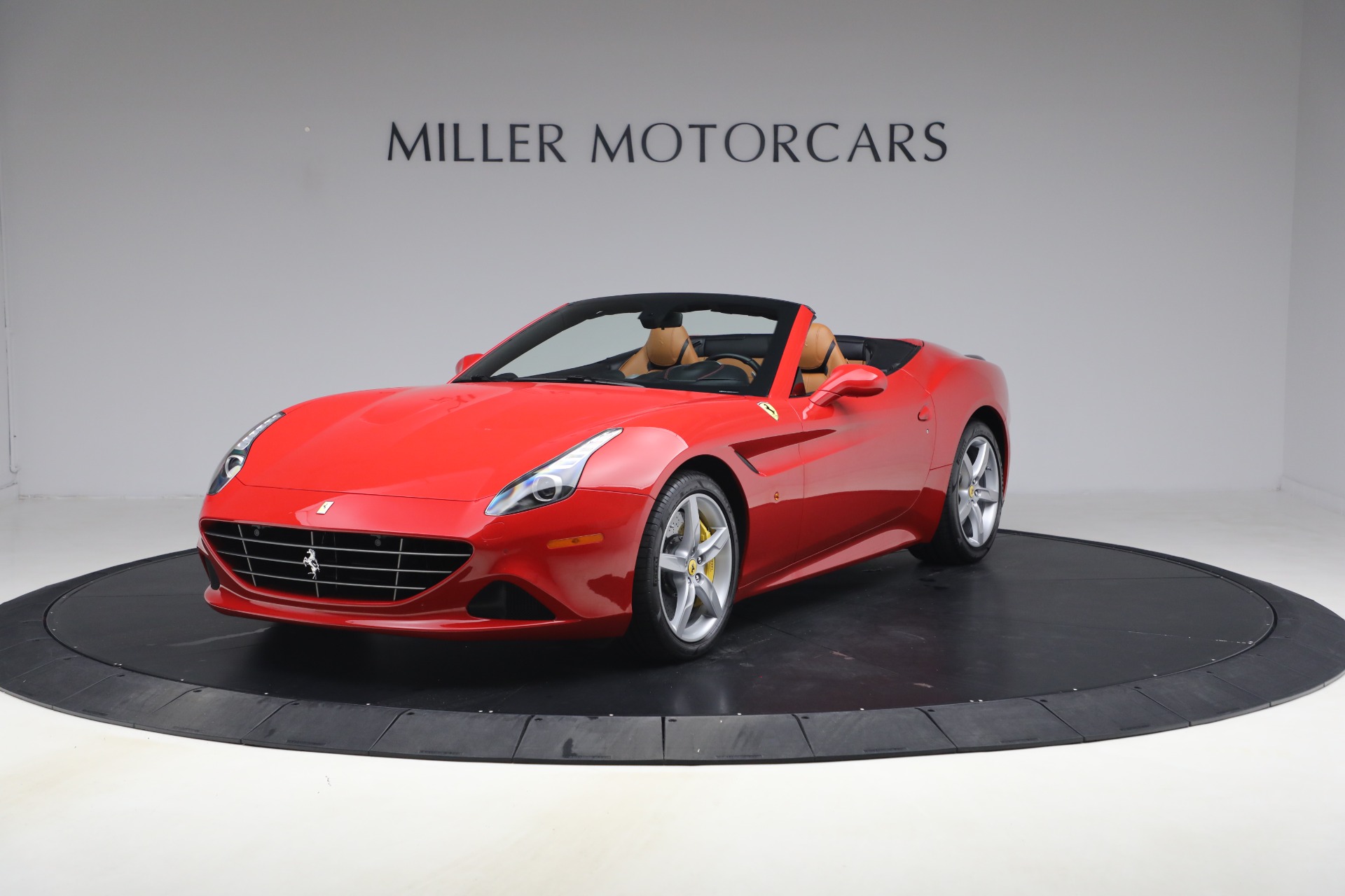 Used 2016 Ferrari California T Handling Speciale for sale Call for price at Bentley Greenwich in Greenwich CT 06830 1
