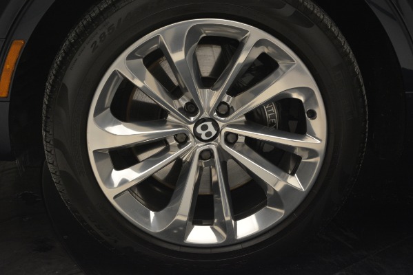 Used 2017 Bentley Bentayga W12 for sale Sold at Bentley Greenwich in Greenwich CT 06830 15