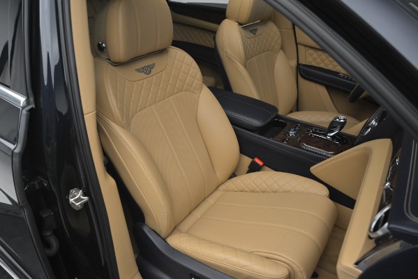 Used 2017 Bentley Bentayga W12 for sale Sold at Bentley Greenwich in Greenwich CT 06830 27
