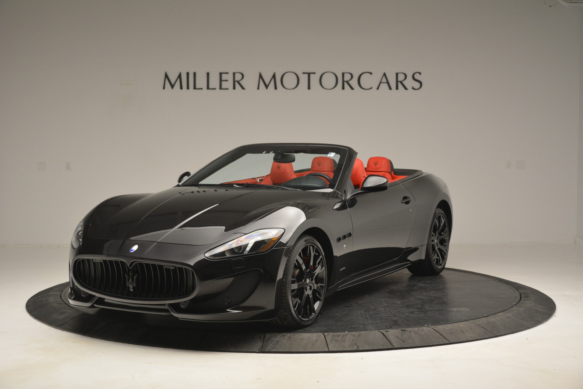 Used 2015 Maserati GranTurismo Sport for sale Sold at Bentley Greenwich in Greenwich CT 06830 1