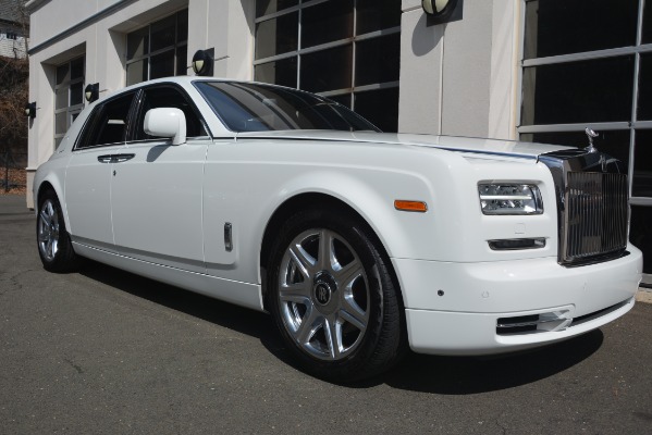 Used 2014 Rolls-Royce Phantom for sale Sold at Bentley Greenwich in Greenwich CT 06830 13