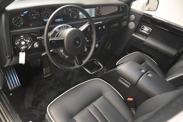 Used 2014 Rolls-Royce Phantom for sale Sold at Bentley Greenwich in Greenwich CT 06830 15