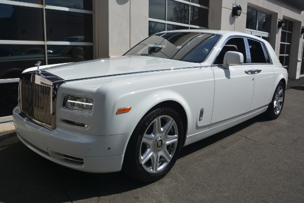 Used 2014 Rolls-Royce Phantom for sale Sold at Bentley Greenwich in Greenwich CT 06830 2