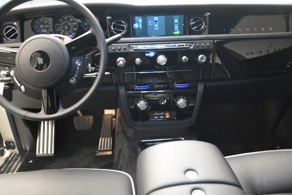 Used 2014 Rolls-Royce Phantom for sale Sold at Bentley Greenwich in Greenwich CT 06830 22
