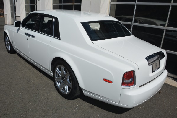 Used 2014 Rolls-Royce Phantom for sale Sold at Bentley Greenwich in Greenwich CT 06830 5