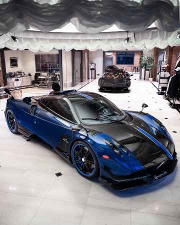 Used 2017 Pagani Huayra BC for sale Sold at Bentley Greenwich in Greenwich CT 06830 4