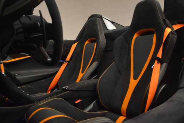 New 2020 McLaren 720S Spider for sale Sold at Bentley Greenwich in Greenwich CT 06830 26