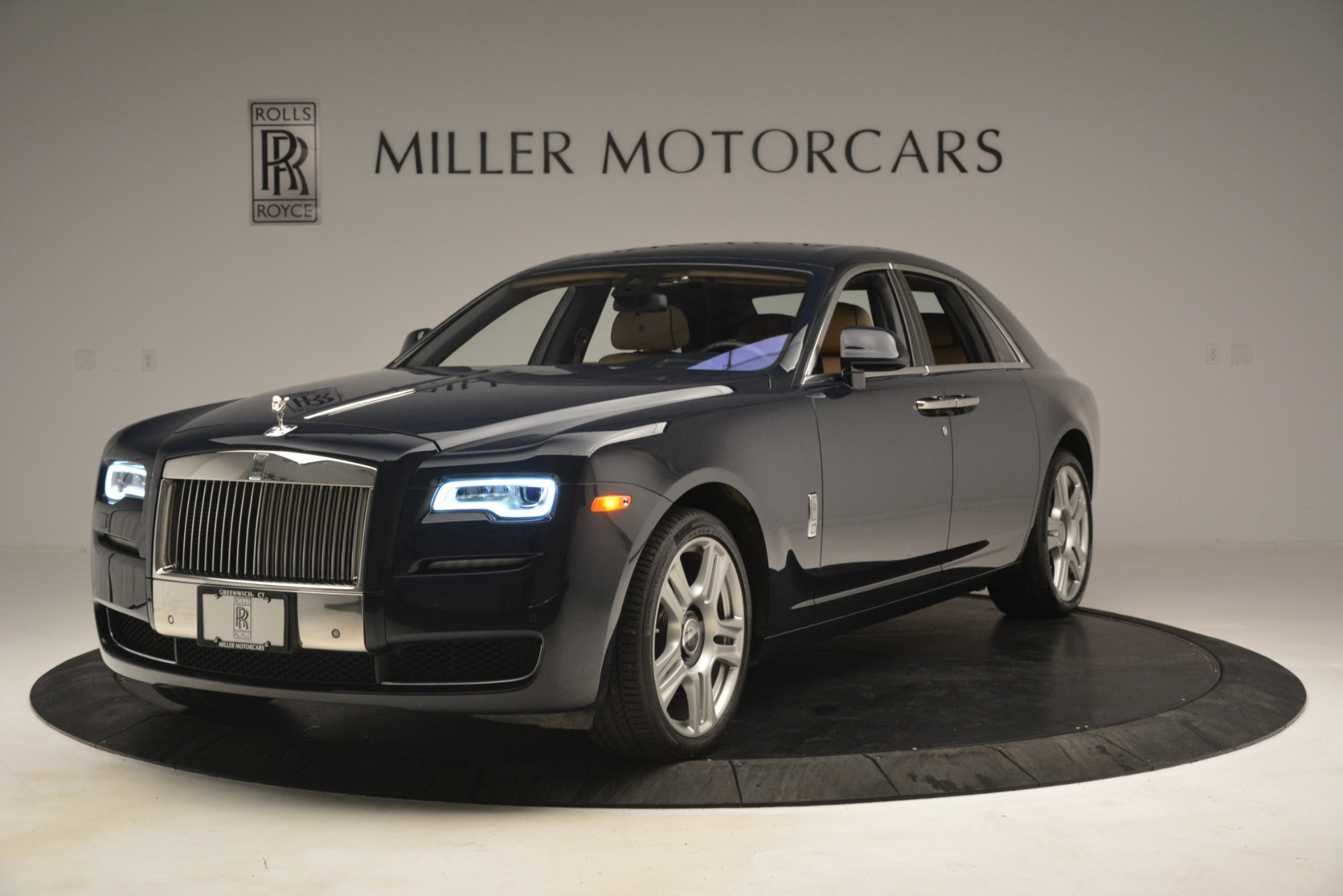 RollsRoyce Ghost màu lạ  VnExpress