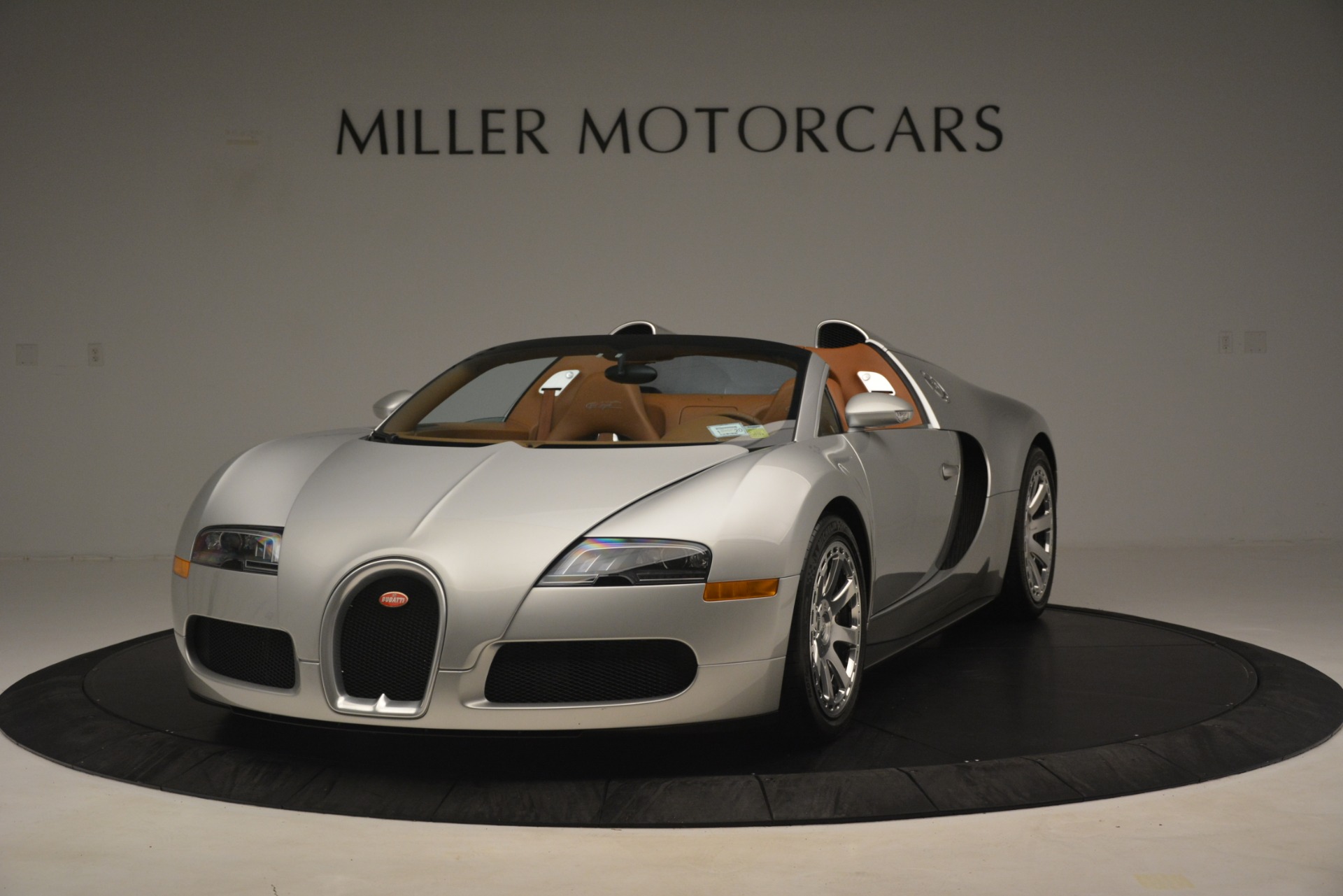 Used 2010 Bugatti Veyron 16.4 Grand Sport for sale Sold at Bentley Greenwich in Greenwich CT 06830 1