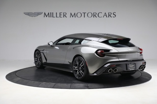 Used 2019 Aston Martin Vanquish Zagato Shooting Brake for sale $699,900 at Bentley Greenwich in Greenwich CT 06830 4