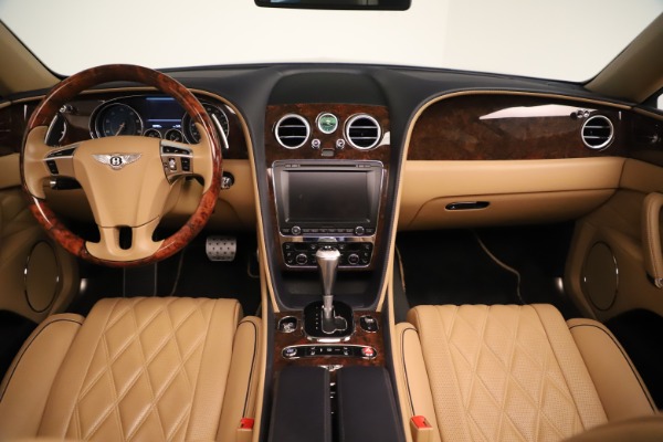 Used 2016 Bentley Flying Spur W12 for sale Sold at Bentley Greenwich in Greenwich CT 06830 25