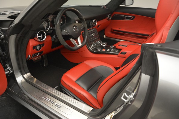 Used 2012 Mercedes-Benz SLS AMG Roadster for sale Sold at Bentley Greenwich in Greenwich CT 06830 20