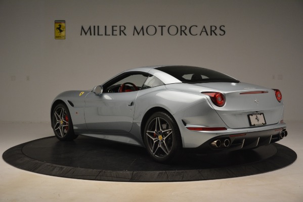 Used 2016 Ferrari California T for sale Sold at Bentley Greenwich in Greenwich CT 06830 17