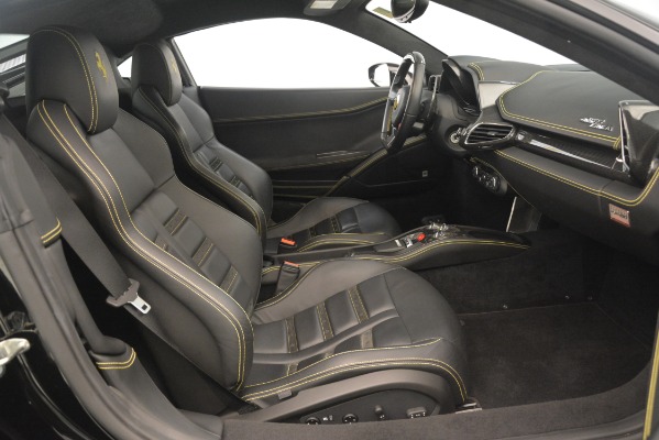 Used 2011 Ferrari 458 Italia for sale $209,900 at Bentley Greenwich in Greenwich CT 06830 17