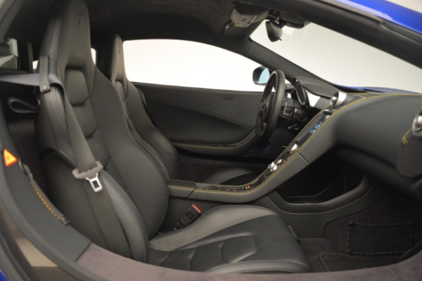 Used 2015 McLaren 650S Coupe for sale $145,900 at Bentley Greenwich in Greenwich CT 06830 25