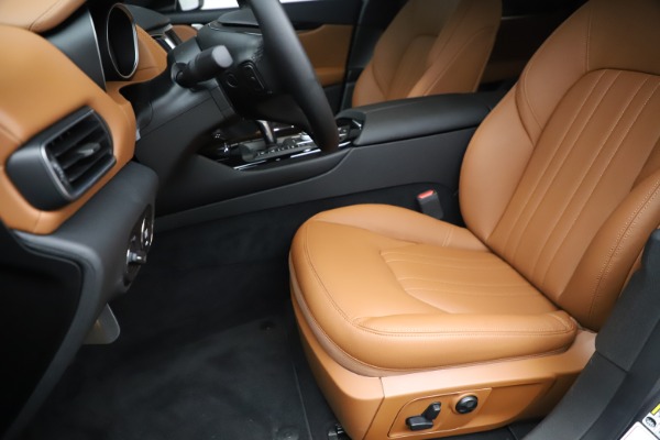 New 2019 Maserati Levante Q4 for sale $83,660 at Bentley Greenwich in Greenwich CT 06830 15