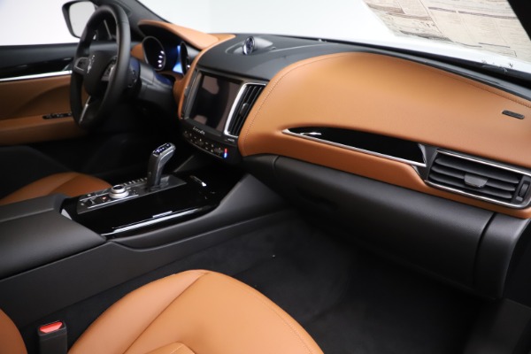 New 2019 Maserati Levante Q4 for sale $83,660 at Bentley Greenwich in Greenwich CT 06830 22