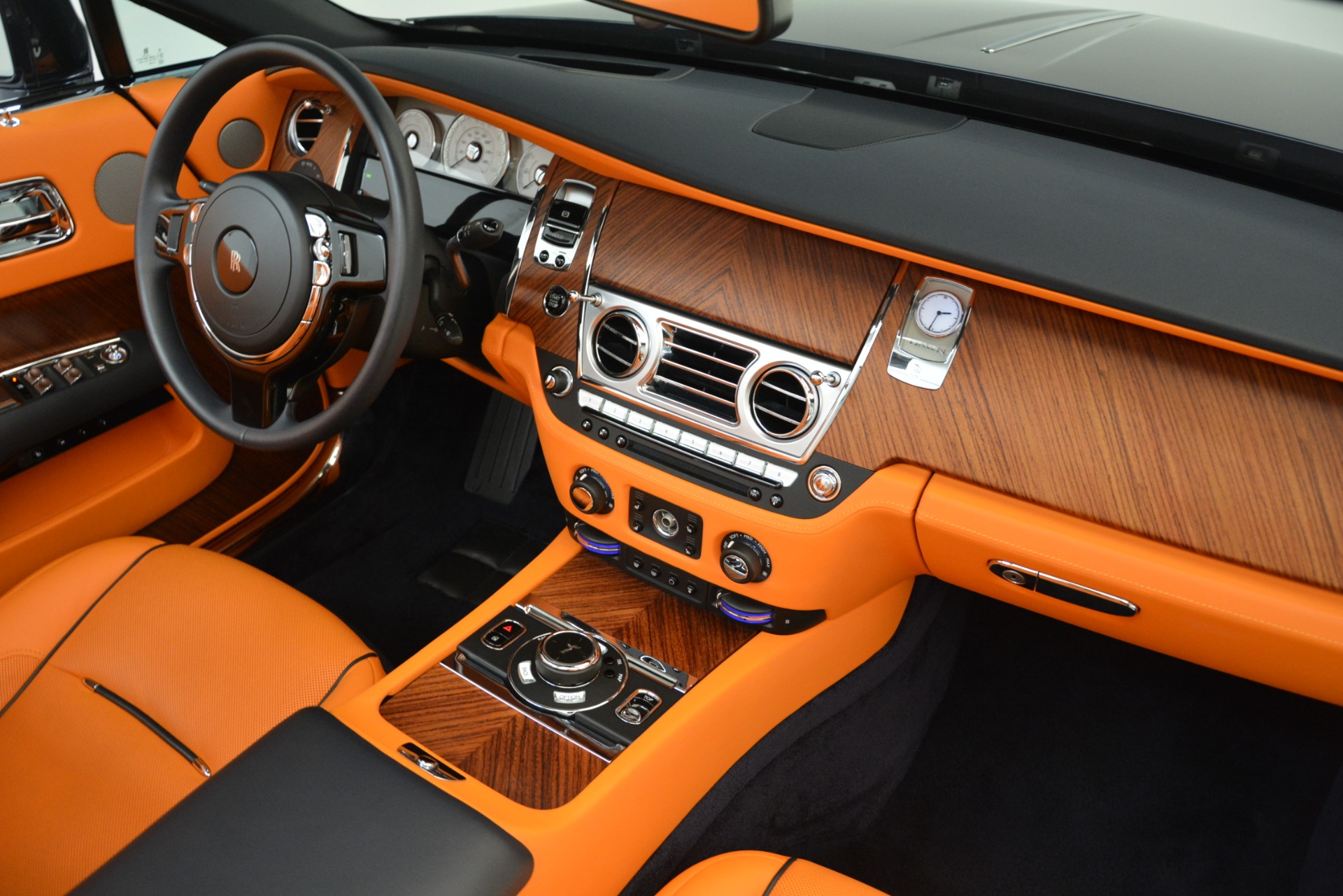 2016 Rolls Royce Dawn  Rendering