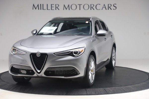 New 2019 Alfa Romeo Stelvio Ti Lusso Q4 for sale Sold at Bentley Greenwich in Greenwich CT 06830 1