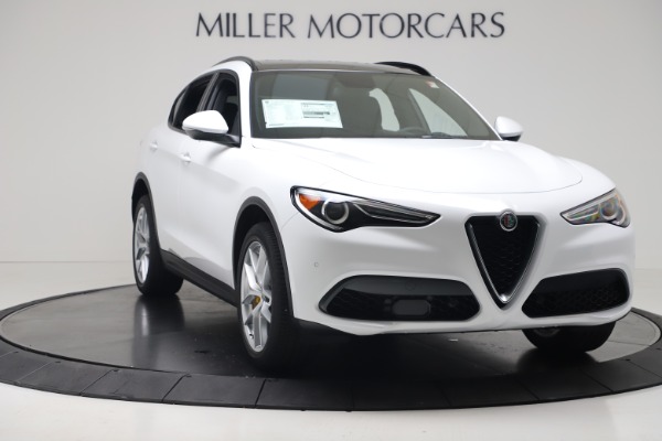 New 2019 Alfa Romeo Stelvio Ti Sport Q4 for sale Sold at Bentley Greenwich in Greenwich CT 06830 11