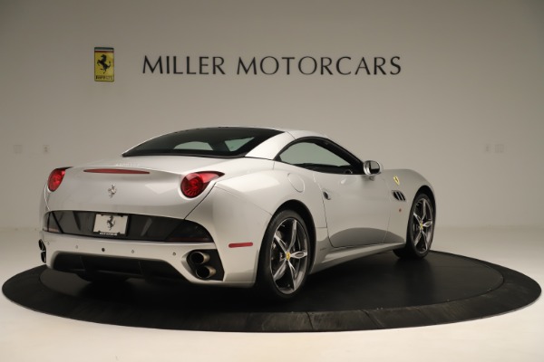 Used 2014 Ferrari California 30 for sale Sold at Bentley Greenwich in Greenwich CT 06830 16