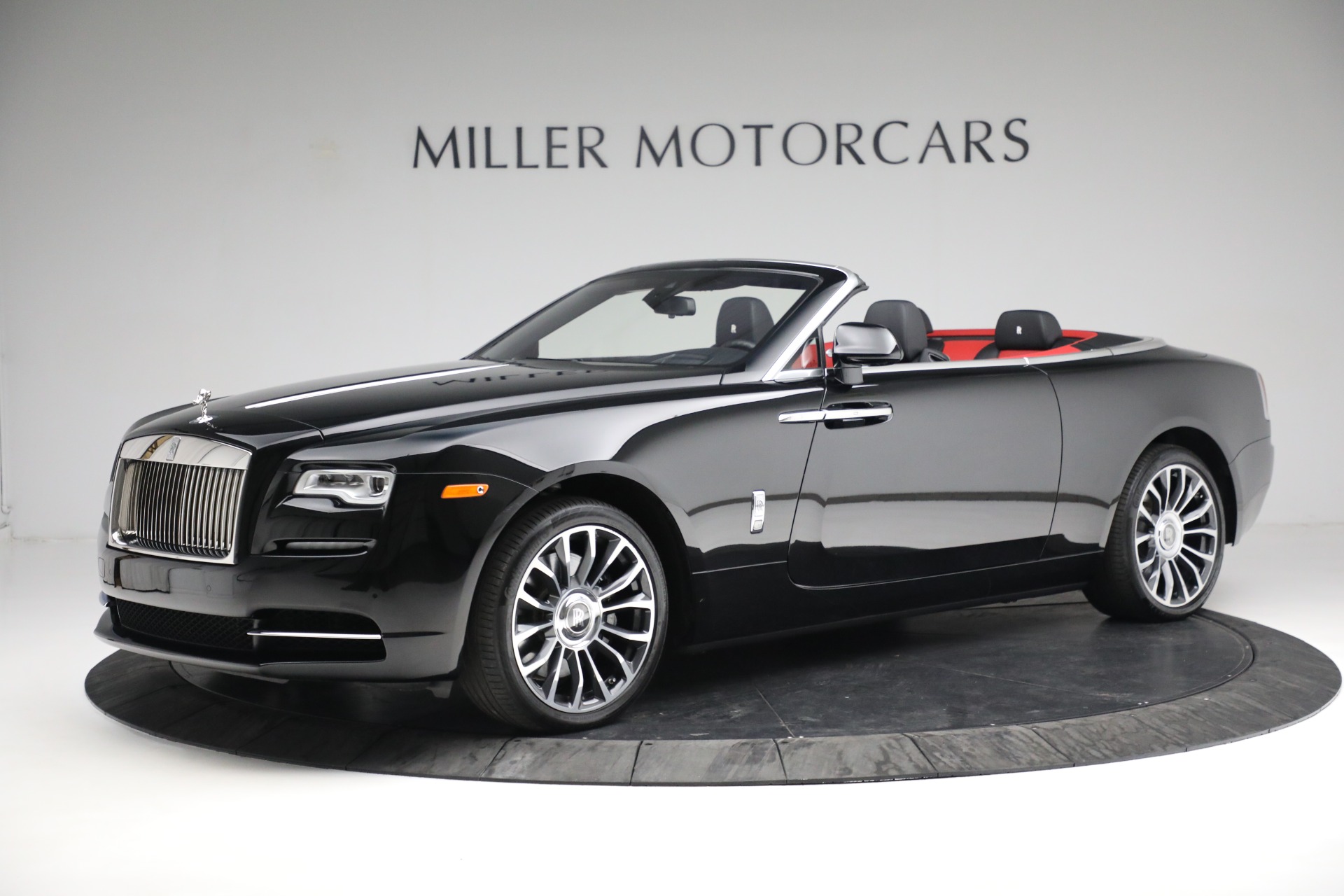 Used 2019 Rolls-Royce Dawn for sale Sold at Bentley Greenwich in Greenwich CT 06830 1