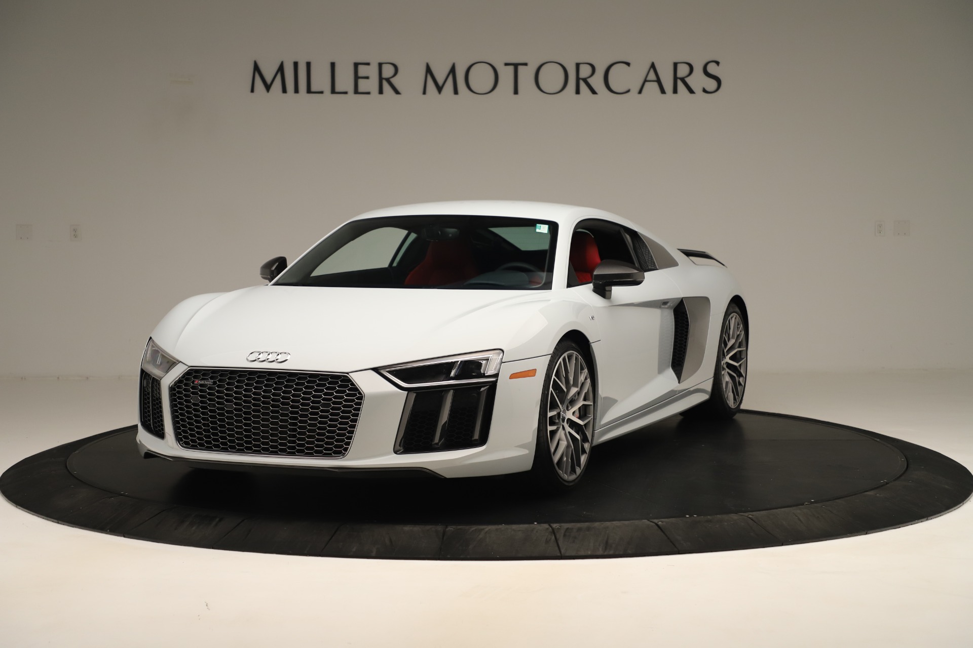 Used 2018 Audi R8 5.2 quattro V10 Plus for sale Sold at Bentley Greenwich in Greenwich CT 06830 1