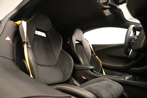 Used 2017 McLaren 570S for sale $159,900 at Bentley Greenwich in Greenwich CT 06830 14