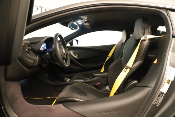 Used 2017 McLaren 570S for sale $167,900 at Bentley Greenwich in Greenwich CT 06830 15