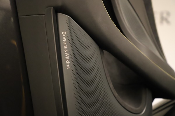 Used 2017 McLaren 570S for sale $159,900 at Bentley Greenwich in Greenwich CT 06830 23