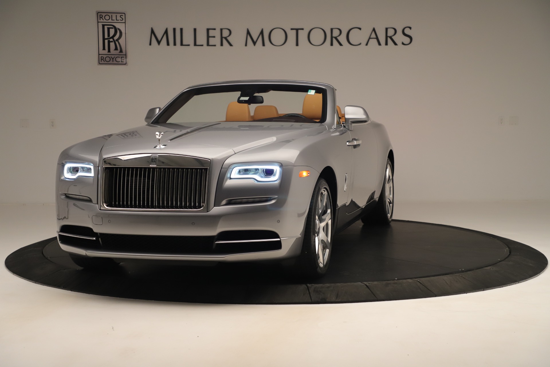 Used 2016 Rolls-Royce Dawn for sale Sold at Bentley Greenwich in Greenwich CT 06830 1