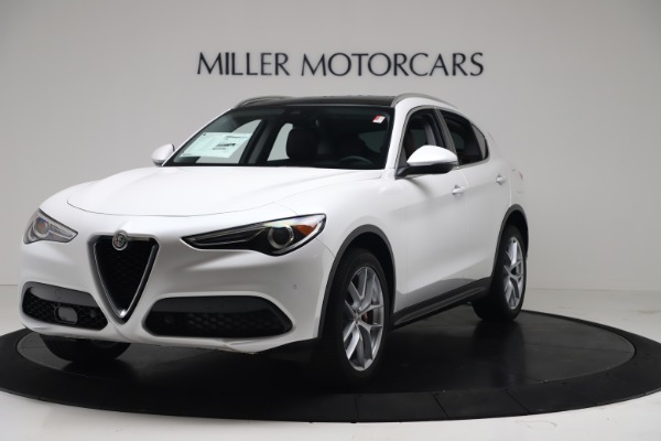 New 2019 Alfa Romeo Stelvio Ti Lusso Q4 for sale Sold at Bentley Greenwich in Greenwich CT 06830 1