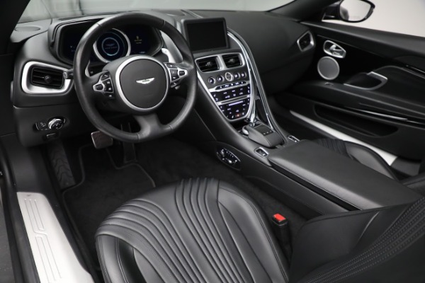 Used 2019 Aston Martin DB11 Volante for sale $165,900 at Bentley Greenwich in Greenwich CT 06830 19