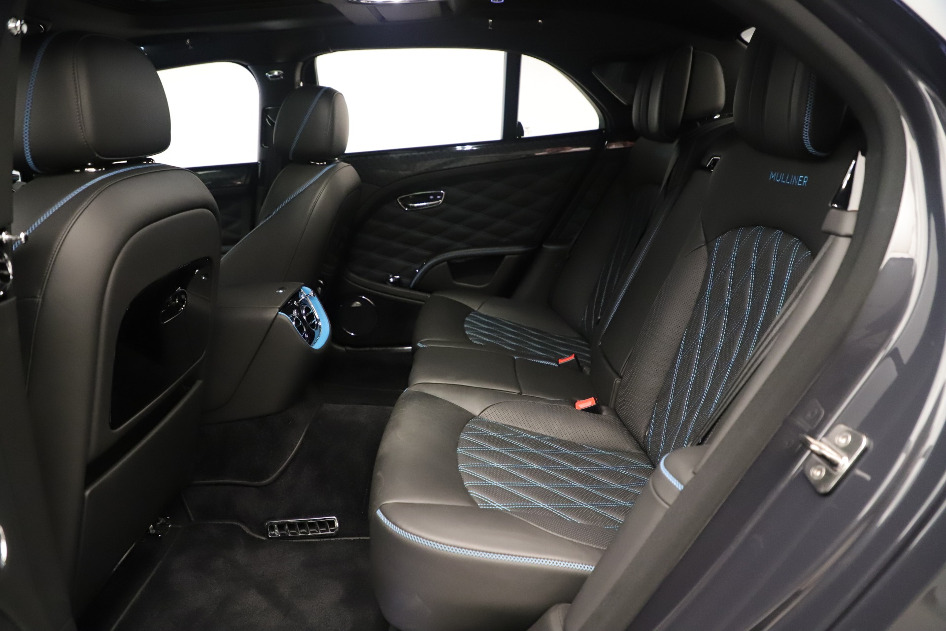 Pre-Owned 2018 Bentley Mulsanne Speed Design Series For Sale Pre-Owned 2018 Bentley Mulsanne Speed Design Series For Sale