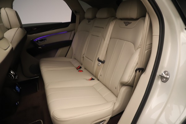 Used 2020 Bentley Bentayga V8 for sale $158,900 at Bentley Greenwich in Greenwich CT 06830 22