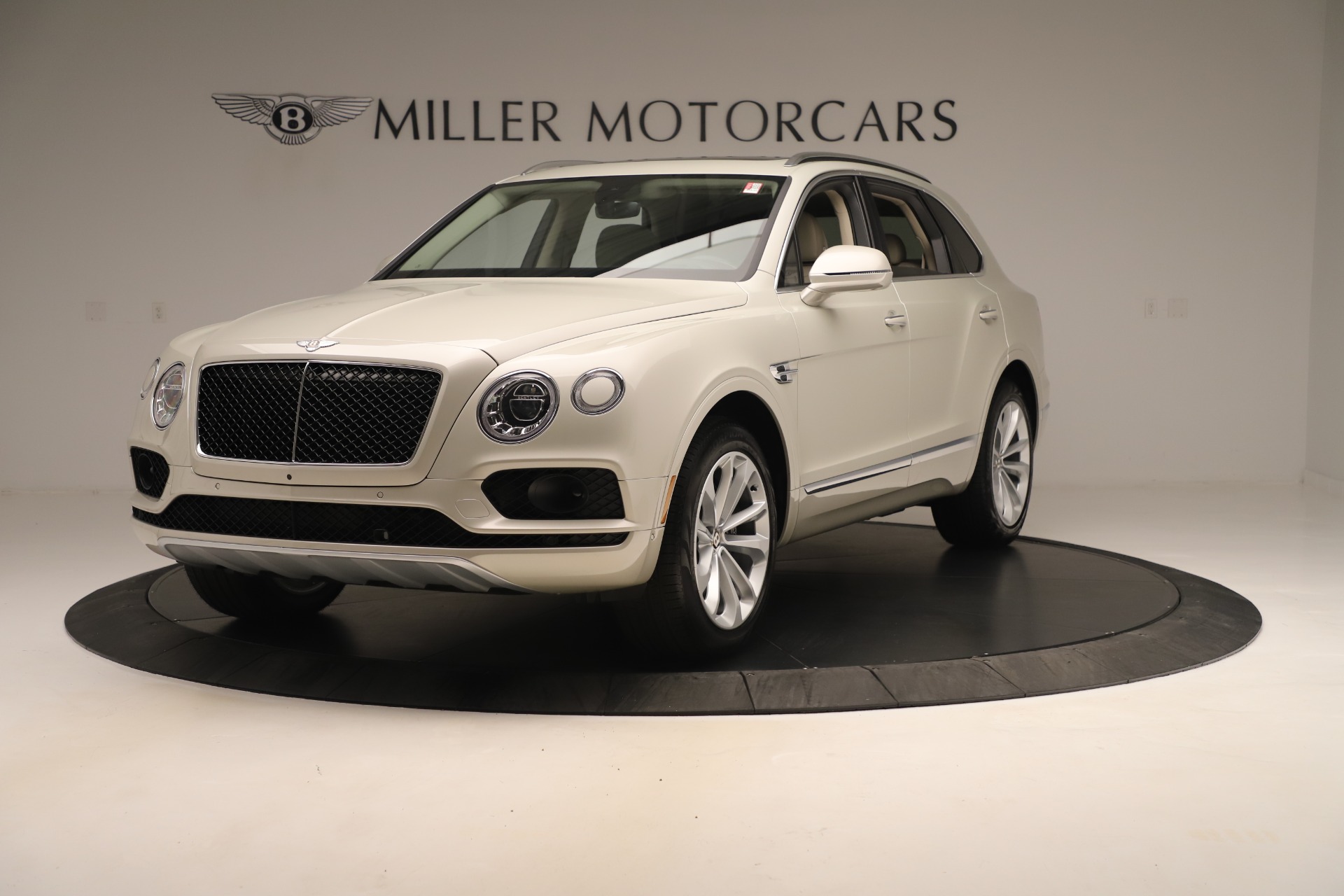 Used 2020 Bentley Bentayga V8 for sale $158,900 at Bentley Greenwich in Greenwich CT 06830 1